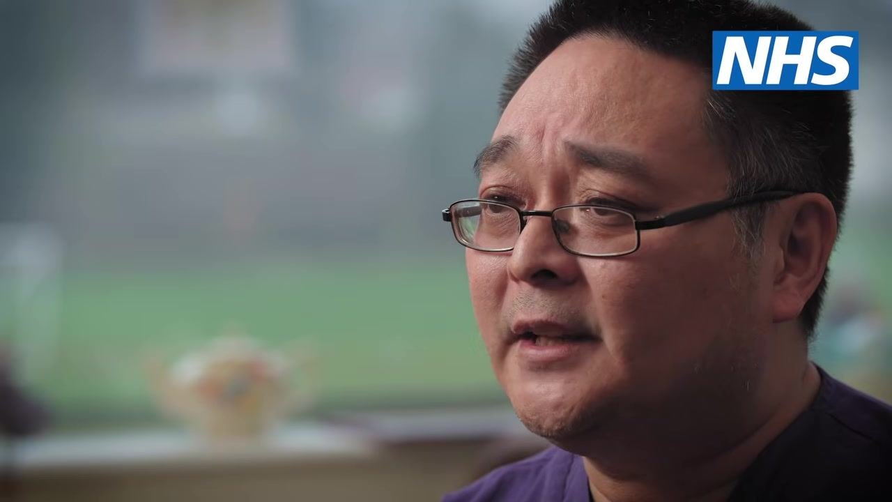 A healthcare professional in purple scrubs labeled "Acute Medicine Consultant" explaining when to seek emergency help.