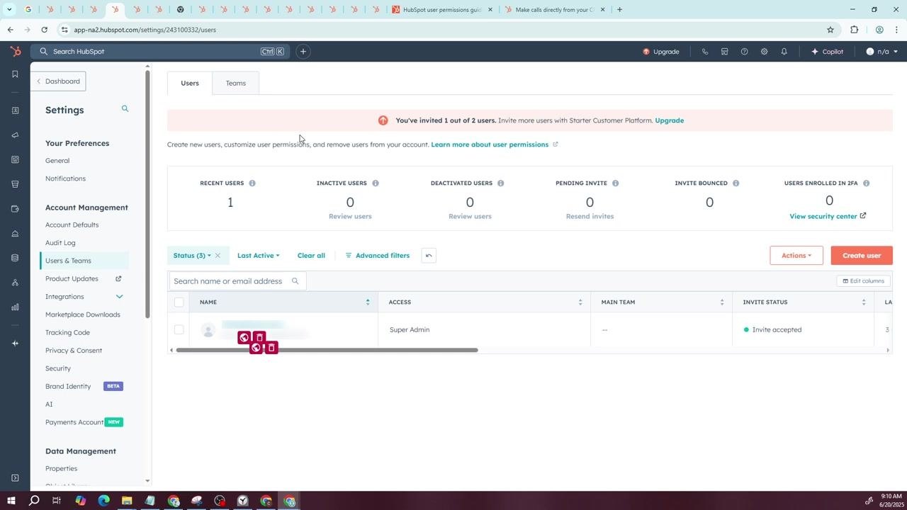 HubSpot Users & Teams section showing the user list, account statistics, and a user limit notification