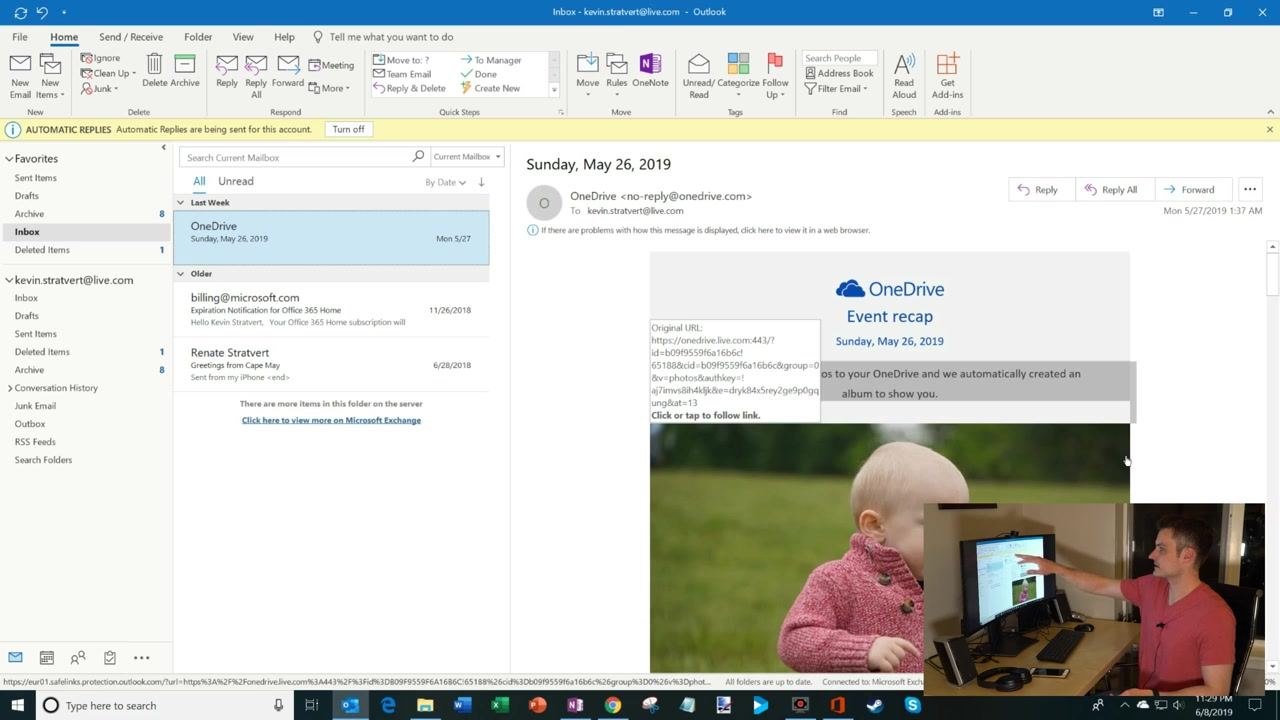 The Automatic Replies dialog ready for the user to confirm and activate the out-of-office response.