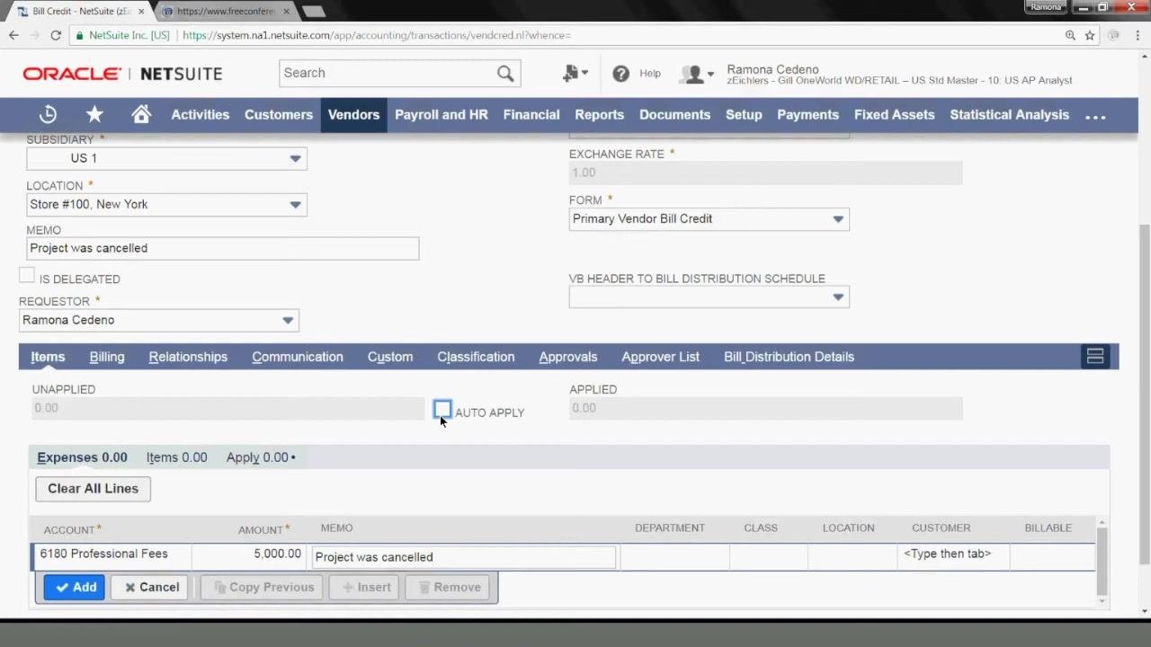 Bill Credit form with the Auto Apply checkbox unchecked in the Expenses section, enabling manual selection of invoices