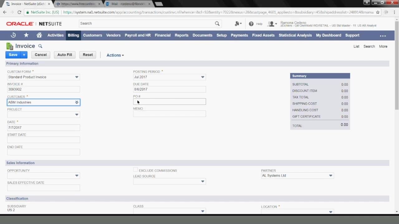 Cursor positioned in the empty PO # field, with the empty Memo field directly below it.