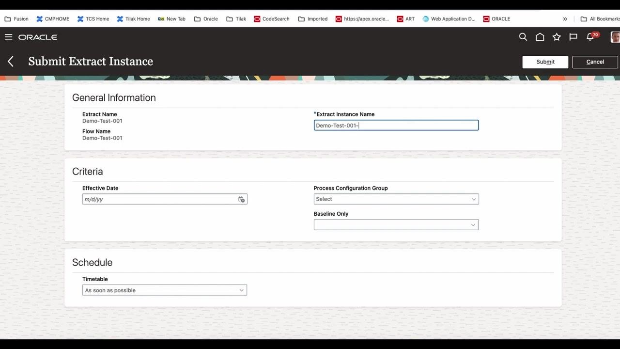 Submit Extract Instance screen with fields for Extract Instance Name, Effective Date, and schedule options.