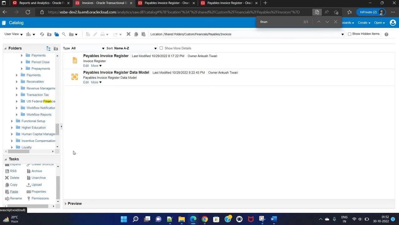 Oracle Cloud report editor with the Select Data Model dialog open, navigated to Custom > Financials > Payables > Invoices
