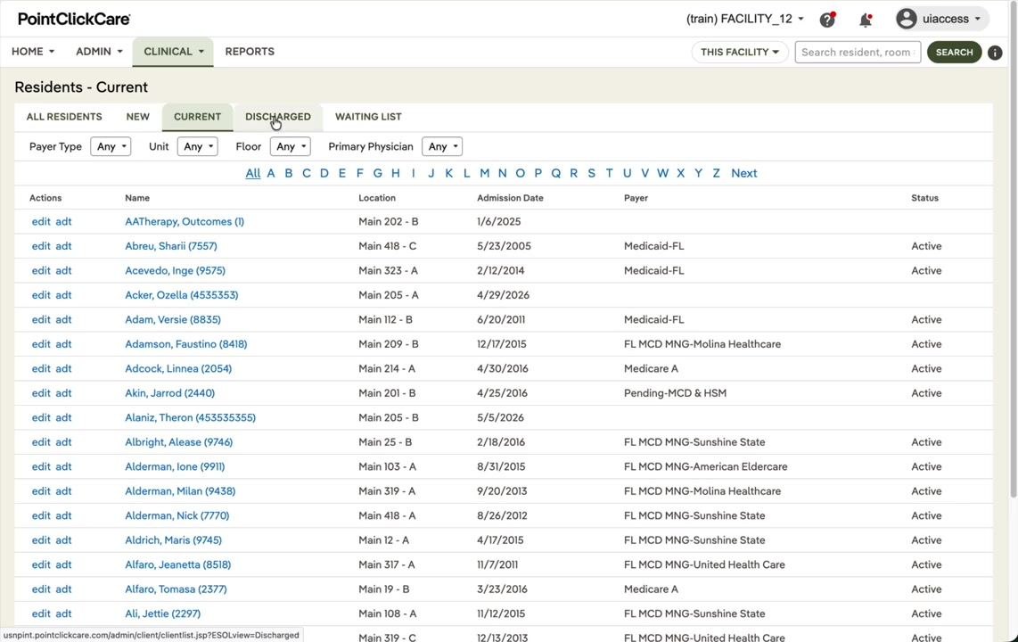 Residents screen with the New tab selected and the Floor filter dropdown open, showing options to select specific floors or "All," with resident names listed below.