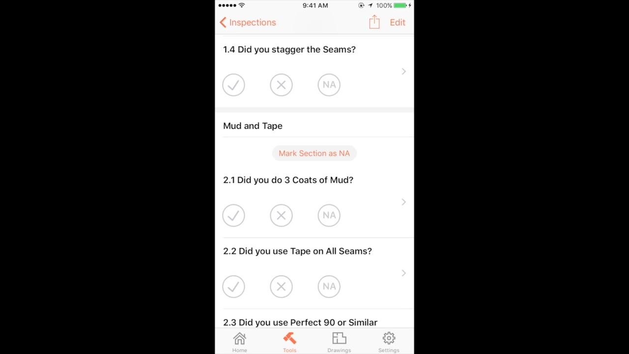 Checklist item showing an attached file and options for comment, photo, and observation