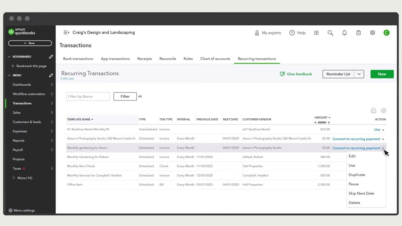 QuickBooks Invoices tab showing the recurring invoice symbol, invoice list, and action options