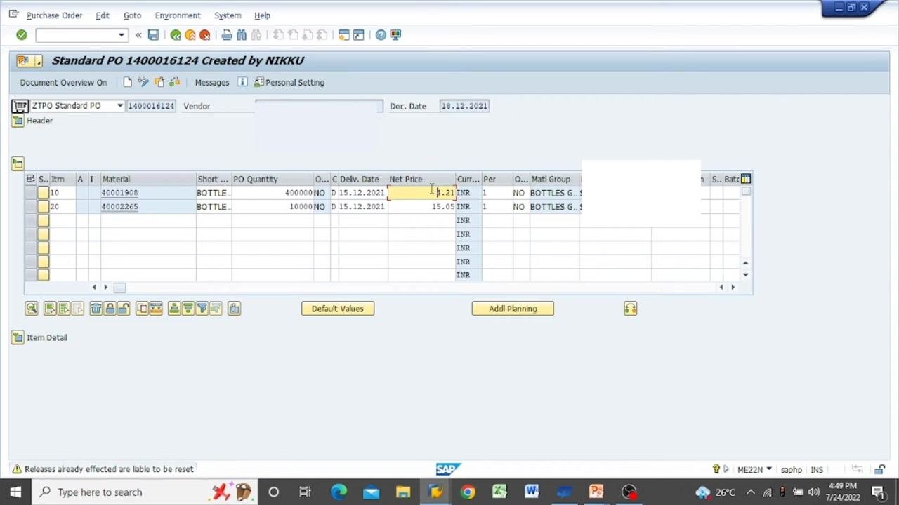 SAP ME22N screen showing editable "PO Quantity" and "Net Price" fields, with item 10 updated to 400,000 units and item 20 showing 10,000 units at 15.05 INR.
