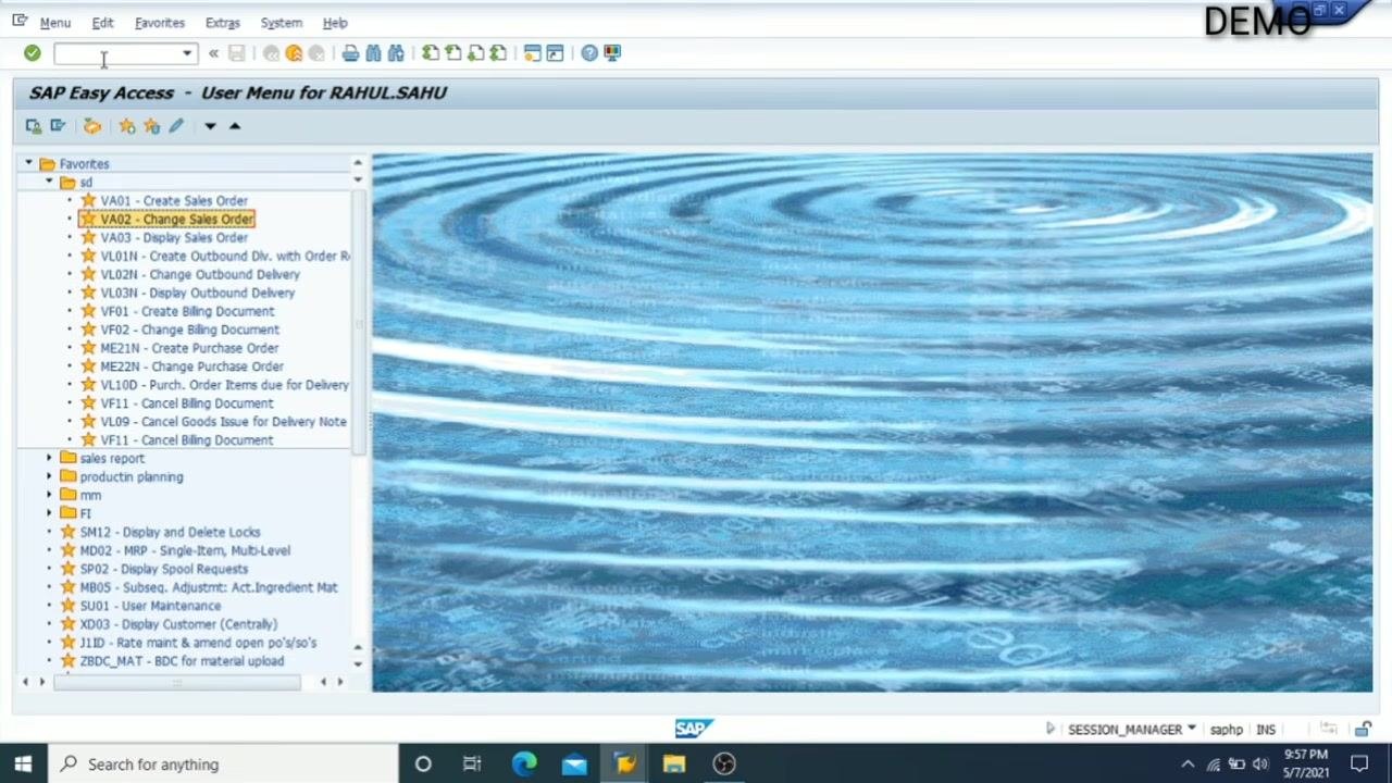SAP Easy Access menu with 'VA02 - Change Sales Order' highlighted in the Favorites list
