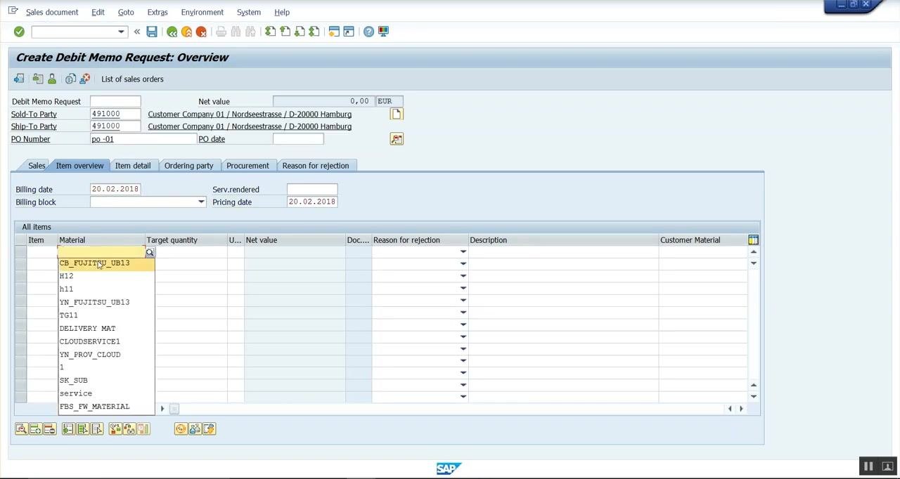 SAP "Create Debit Memo Request: Overview" screen with material CB_FUJITSU_UB13 selected and target quantity field active.