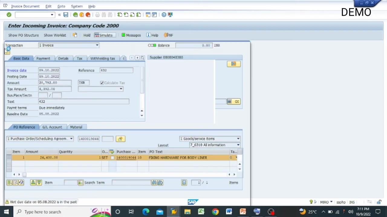 Simulate Document window showing debit and credit entries, tax code, and balanced status.