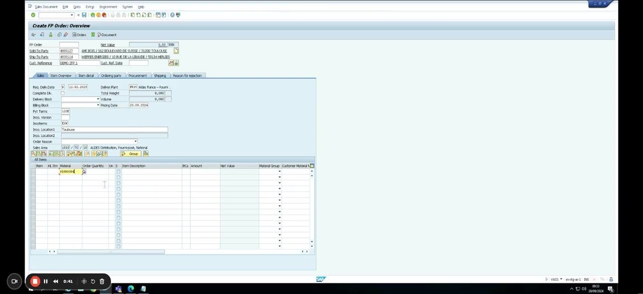 SAP error dialog reading "Sales organizations deviate from each other. 1010 and/or 1000 (reference)".