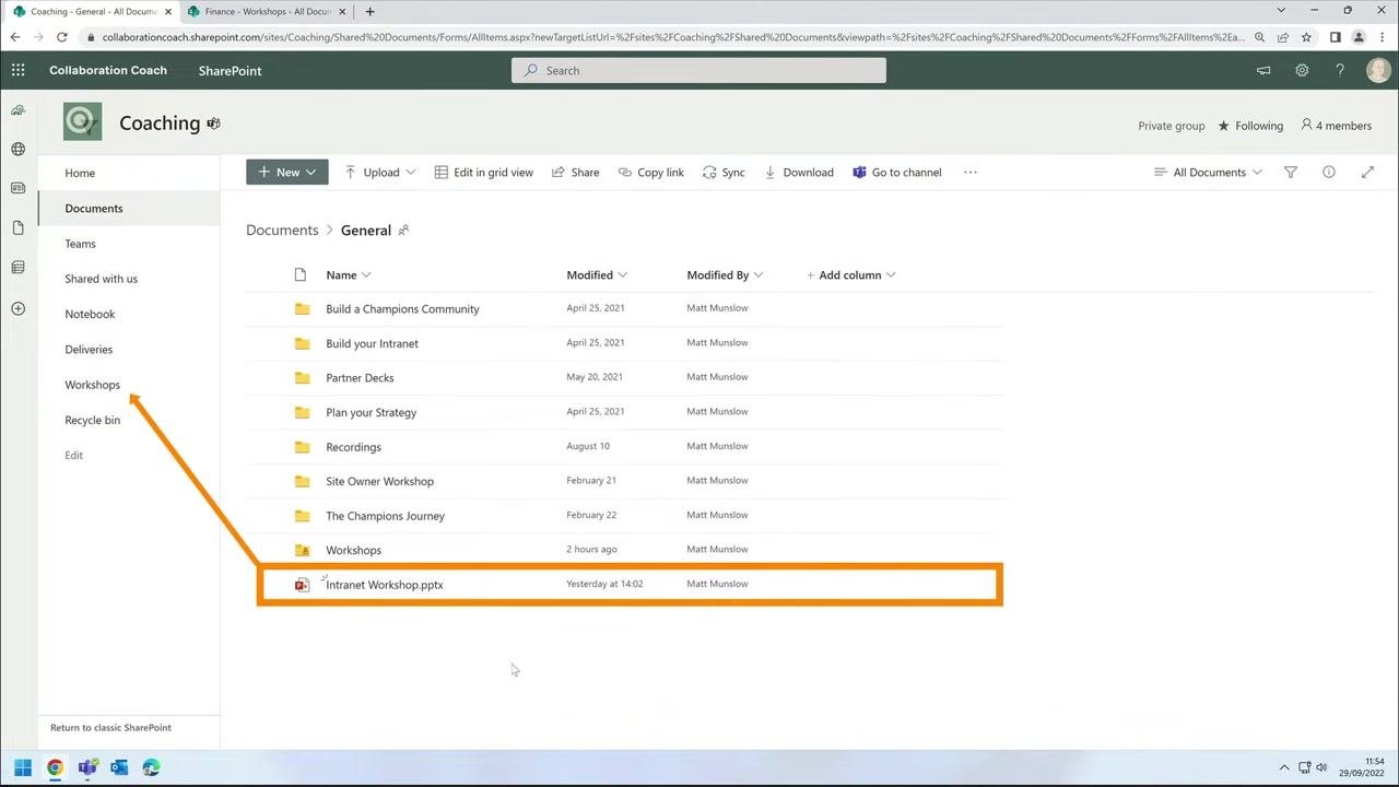 Move dialog open, breadcrumb showing "Coaching > Documents > General"